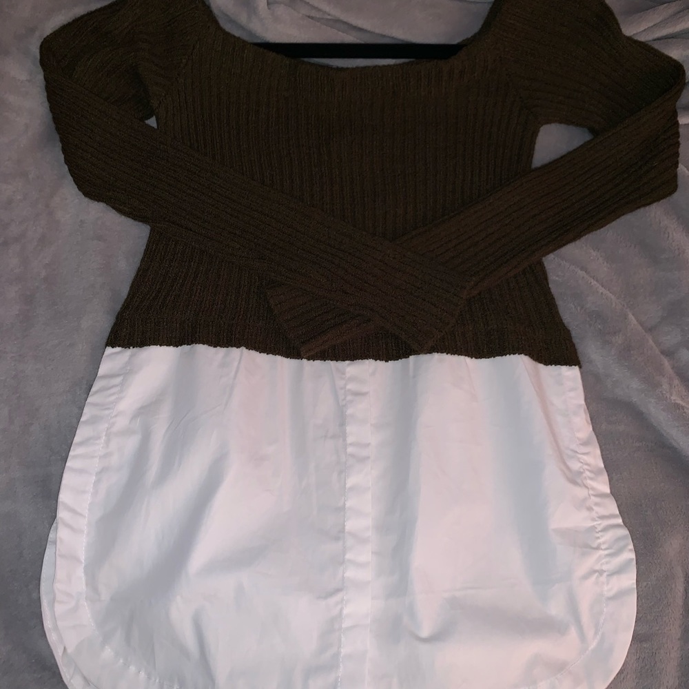 Size small, sweater blouse, never been worn!